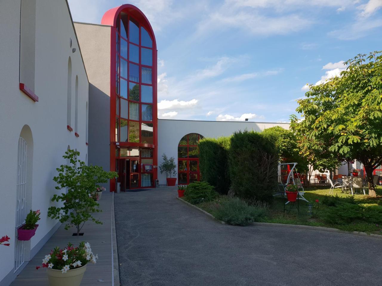 L'Abribis Hotel Firminy Exterior photo